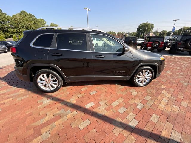 Used 2016 Jeep Cherokee SUV