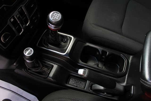 Used 2018 Black Jeep Unlimited Sahara image 17