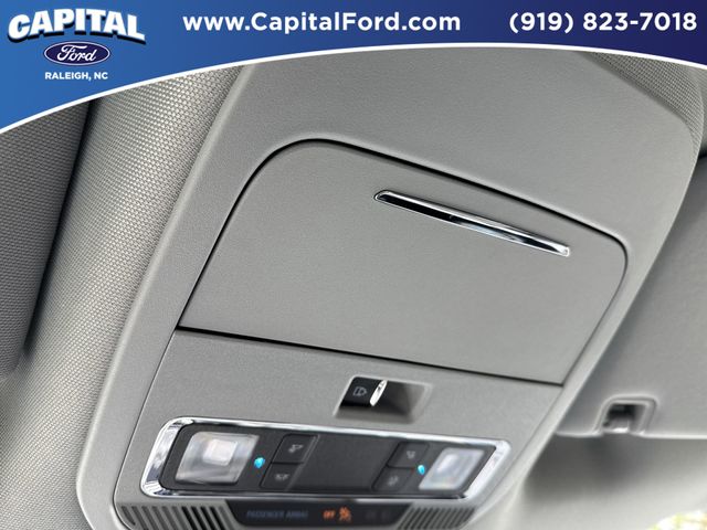 Used 2024 Gray Ford Lariat image 31