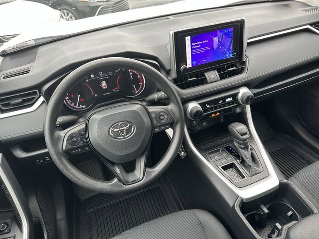 2024 Toyota RAV4 LE 14