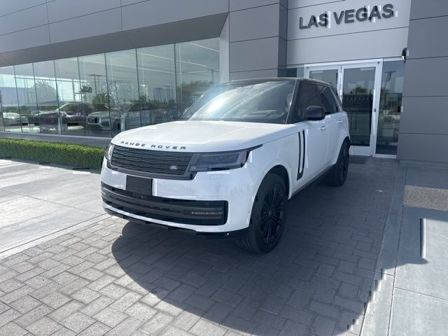 Ostuni Pearl Wht Prem Met 2025 Land Rover Range Rover P530 SE AWD SUV / Crossover All-Wheel Drive 8-Speed Automatic