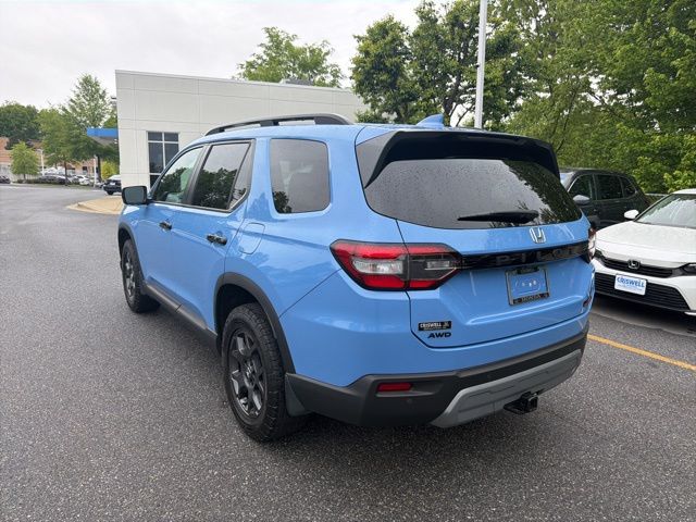 used 2023 Honda Pilot car, priced at $39,995