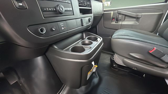 Used 2024 White Chevrolet Work Van image 21