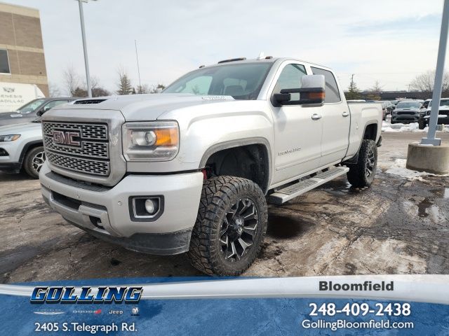2018 GMC Sierra 2500HD Denali Crew Cab SB 4WD