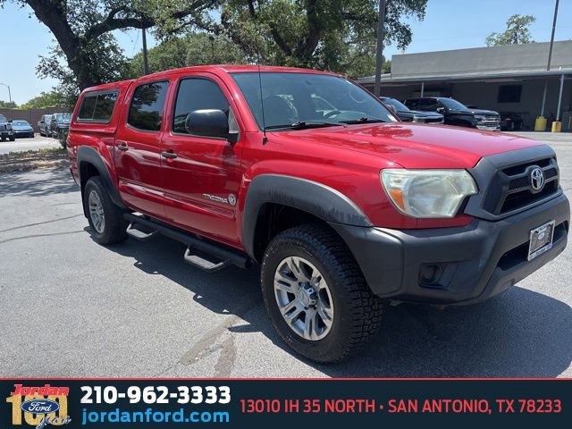 Barcelona Red Metallic 2015 Toyota Tacoma Pickup Truck Four-Wheel Drive 5-Speed Automatic