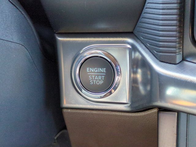 Used 2024 Black Ford King Ranch image 27