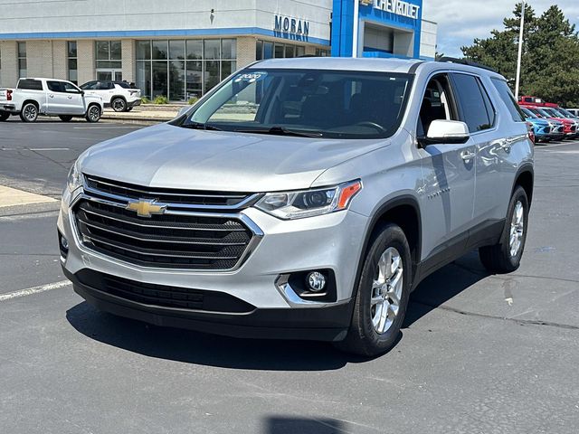 Silver Ice Metallic 2020 Chevrolet Traverse SUV / Crossover Front-Wheel Drive 9-Speed Automatic
