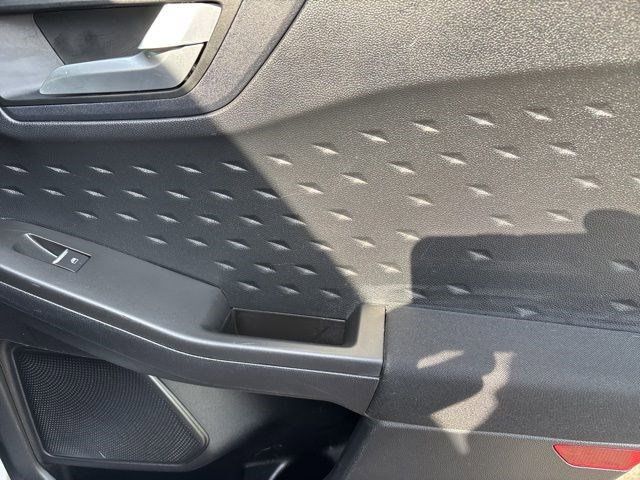 2020 Ford Escape SE Sport Hybrid photo