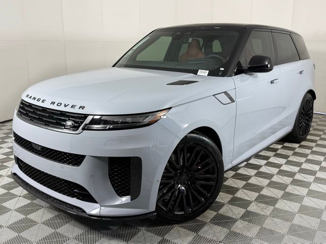 2026 Land Rover Range Rover Sport P635 SV AWD