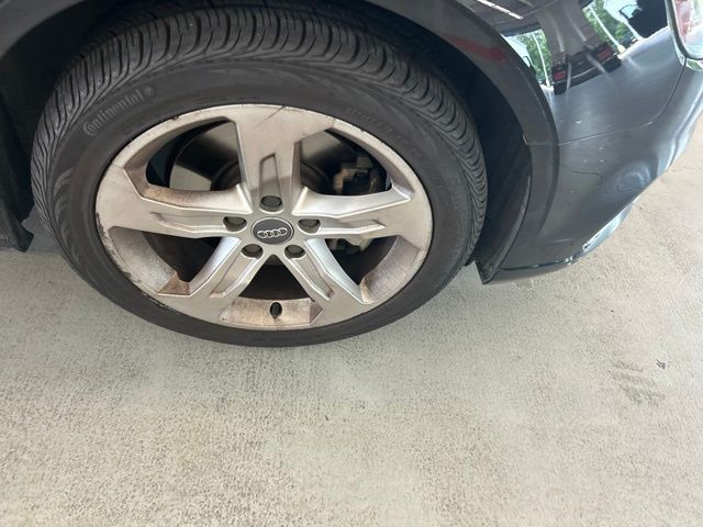 Used 2018 Black Audi 2.0T Premium image 7