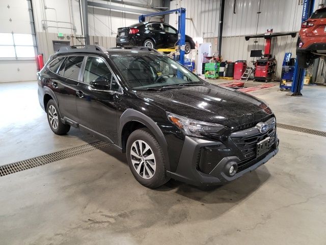  2025 Subaru Outback Premium AWD   