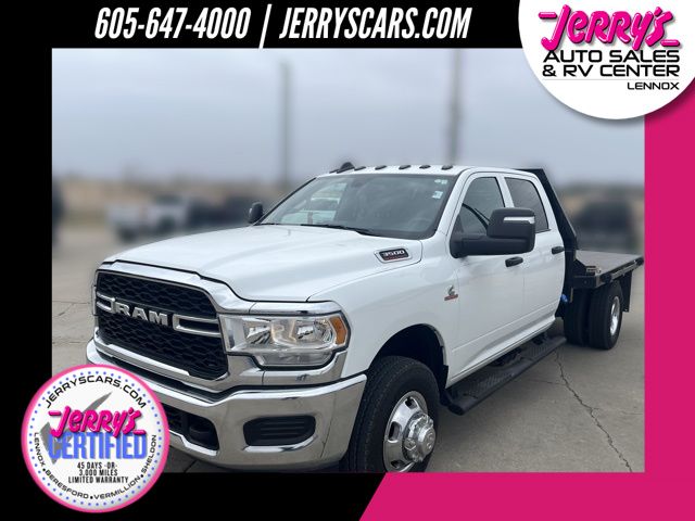 Bright White Clearcoat 2024 RAM 3500 Chassis Tradesman Crew Cab LB DRW 4WD Pickup Truck Four-Wheel Drive 6-Speed Automatic