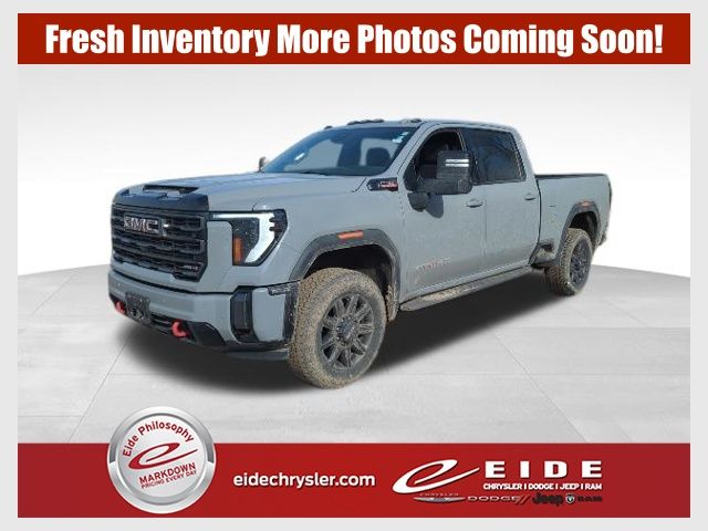 Thunderstorm Gray 2024 GMC Sierra 2500HD AT4 Crew Cab 4WD Pickup Truck Four-Wheel Drive Automatic