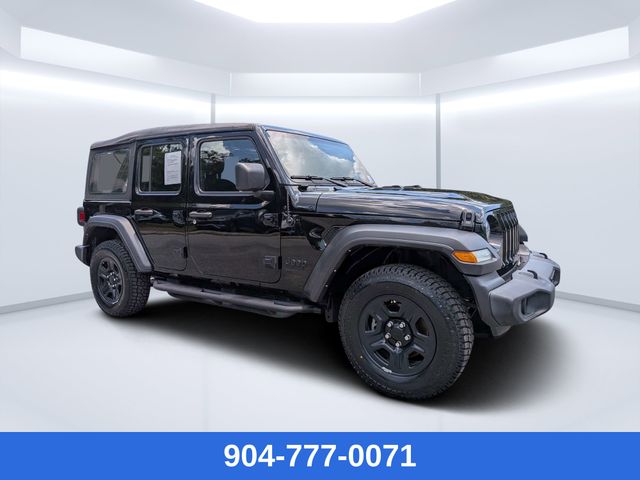 Black Clearcoat 2022 Jeep Wrangler SUV / Crossover Four-Wheel Drive 6-Speed Manual