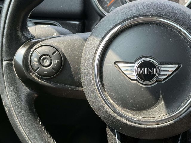 Used 2017 Blue MINI Base image 22