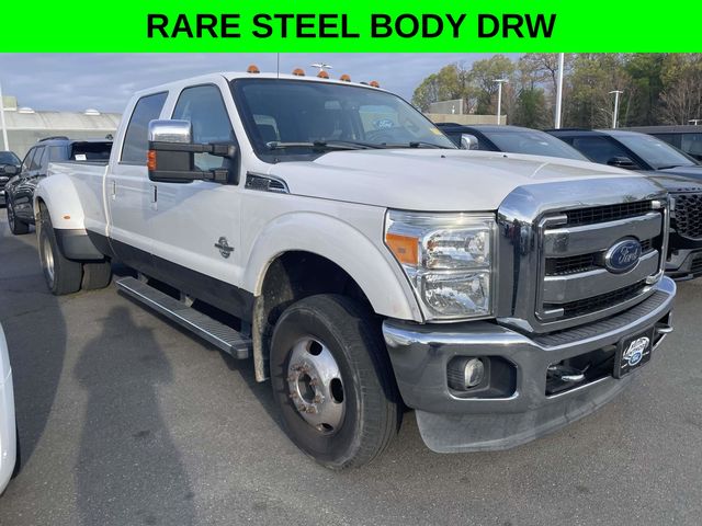 White Platinum 2016 Ford F-350 Super Duty Lariat Crew Cab LB DRW 4WD Pickup Truck Four-Wheel Drive 6-Speed Automatic