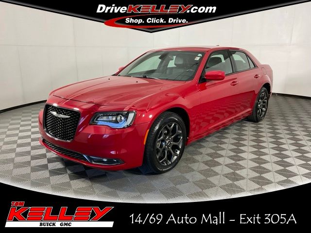 Redline 3 Coat Pearl 2015 Chrysler 300 S AWD Sedan All-Wheel Drive 8-Speed Automatic