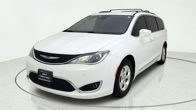 2017 Chrysler Pacifica Touring L Plus White at Community Kia