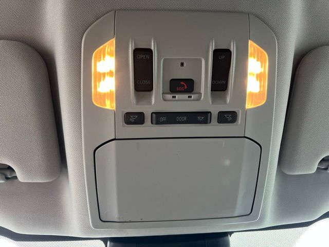 Used 2024 Toyota Highlander SUV