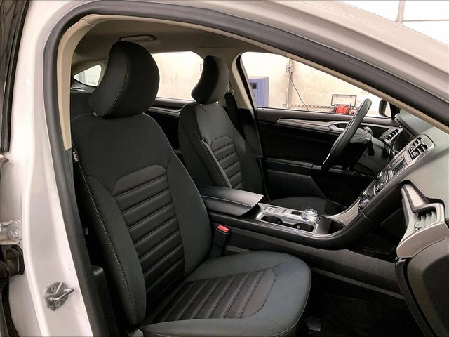 2018 Ford Fusion SE White at Klick Lewis Buick Chevrolet
