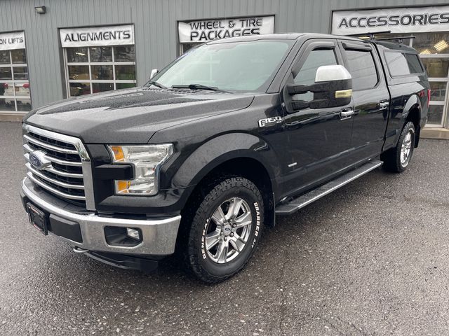 2015 Ford F-150 XLT - Tuxedo Black Metallic exterior view 3