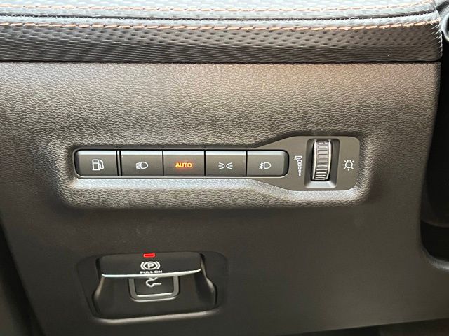 New 2026 Jeep Cherokee Limited For Sale in Highland, IN