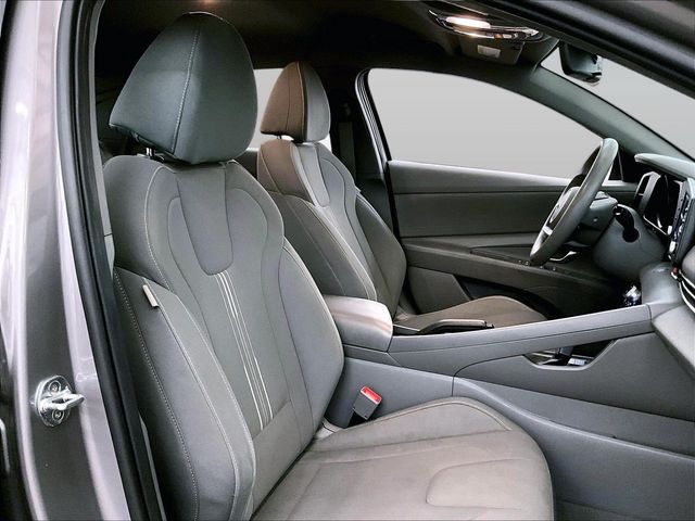 2021 Hyundai Elantra SEL Silver at Phil Fitts Ford