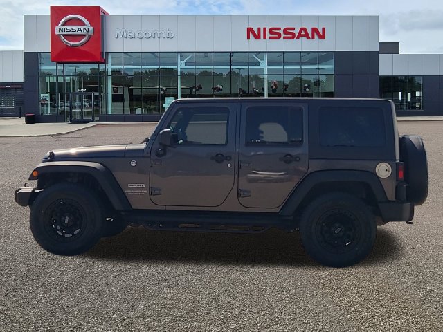 Used 2017 Jeep Wrangler SUV