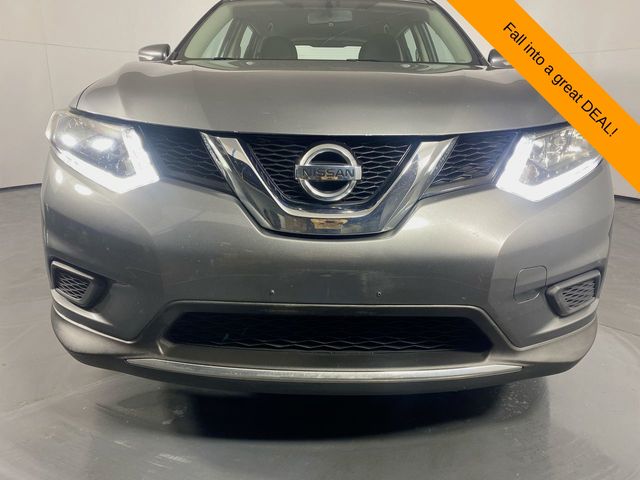 2015 Nissan Rogue S 26