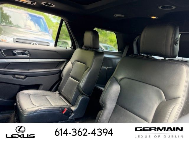 Used 2018 Silver Ford XLT image 12