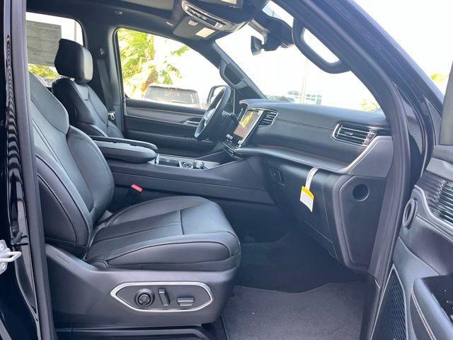 New 2026 Black Jeep  image 23