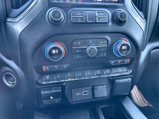 Used 2021 Chevrolet Silverado 2500HD For Sale in Livonia, MI