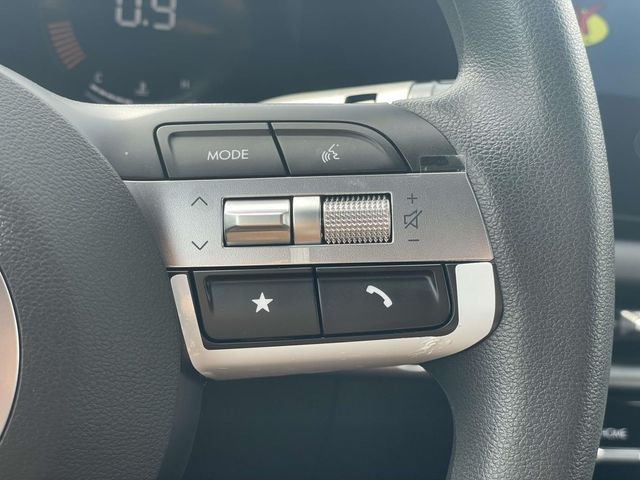 Used 2025 Blue Hyundai SEL image 21