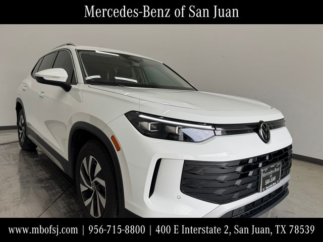 Pure White 2025 Volkswagen Tiguan SUV / Crossover Front-Wheel Drive 8-Speed Automatic