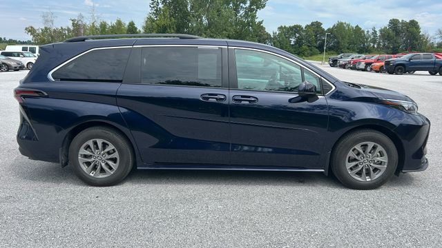 Used 2026 Toyota Sienna Van