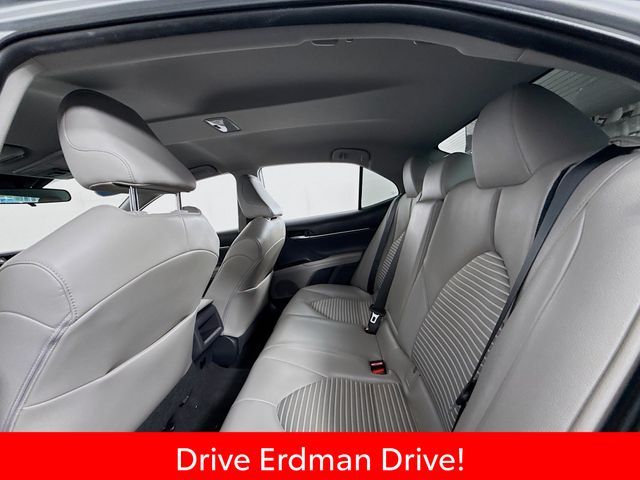 Used 2020 Toyota Camry Hybrid Sedan