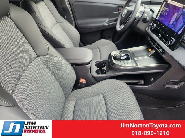 2026 Toyota bZ XLE - Photo 13