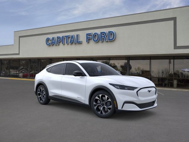 New 2026 White Ford Select image 7