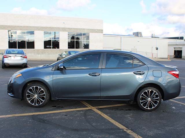 Used 2016 Slate Metallic Toyota S Premium image 7