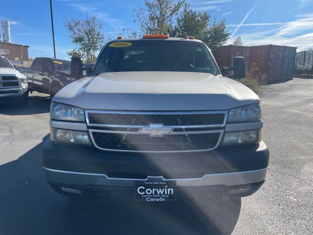 2006 Chevrolet Silverado 3500 LT 29