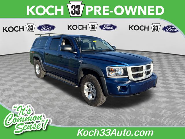 Deep Water Blue PC/Light Graystone PC 2009 Dodge Dakota Pickup Truck Four-Wheel Drive 5-Speed Automatic