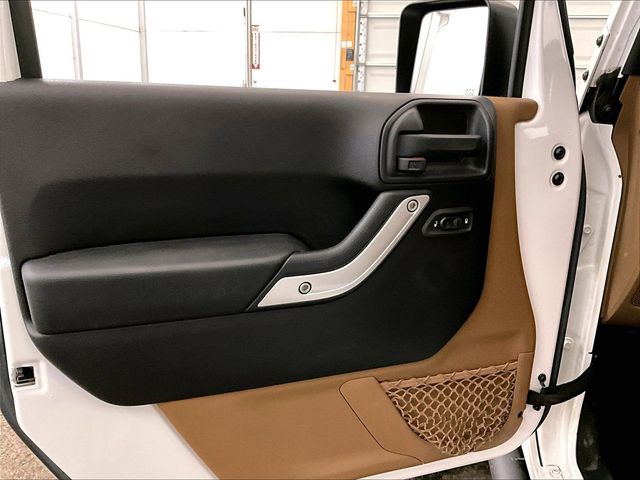 2016 Jeep Wrangler Unlimited Rubicon White at Luther Ford