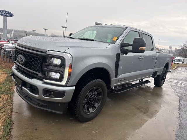 2024 Ford F-350 Super Duty Lariat Crew Cab 4WD