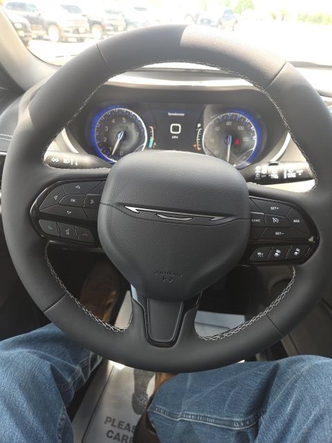 New 2027 Chrysler Pacifica Van