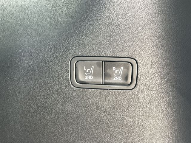Used 2026 Silver Hyundai SEL image 40