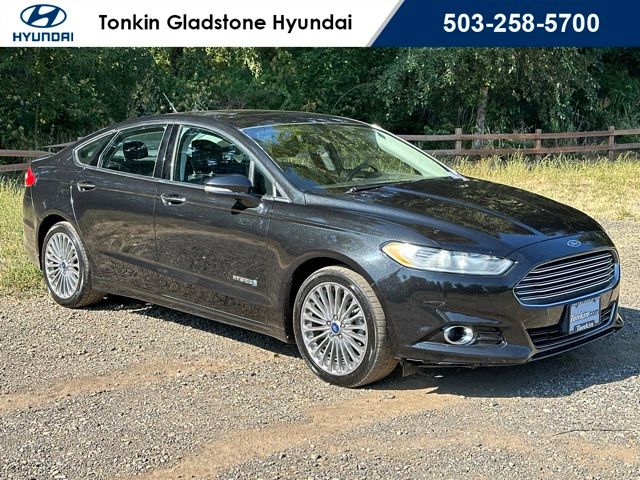 2013 Ford Fusion Hybrid Titanium FWD