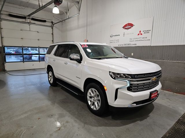 White (Iridescent Pearl Tricoat) 2024 Chevrolet Tahoe Premier 4WD SUV / Crossover Four-Wheel Drive