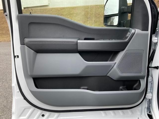 2025 Ford F-350 Super Duty XL