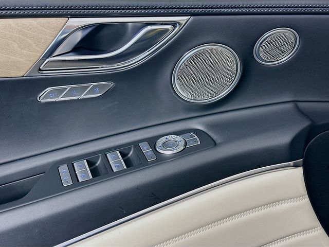 Thumbnail: 2024 Genesis GV80 - 18