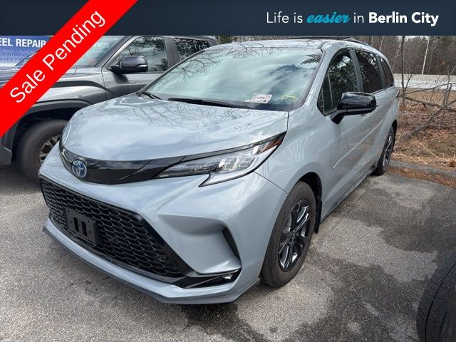 Cement 2025 Toyota Sienna XSE 7-Passenger AWD Minivan All-Wheel Drive Continuously Variable Transmission